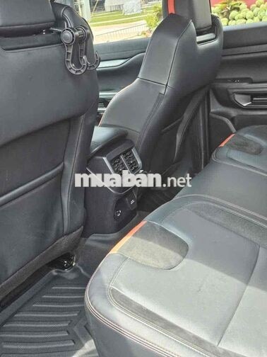 Ford Raptor 2024 Đen 37.000 km ful ls bảo dưỡng