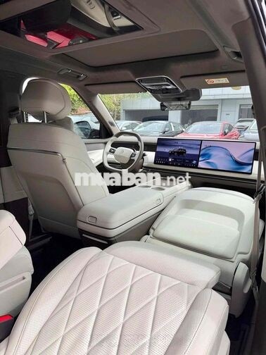 Volkswagen ID. ERA 9X SUV điện