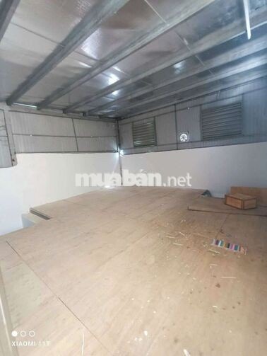 Cho thuê Kho Xưởng Mặt tiền 200m2 đường Ụ Ghe, P. Tam Phú, Thủ Đức Củ