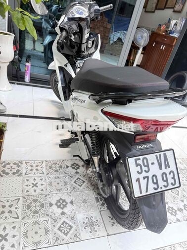 Honda Future 125cc 2024 Trắng-Đen 5900 km