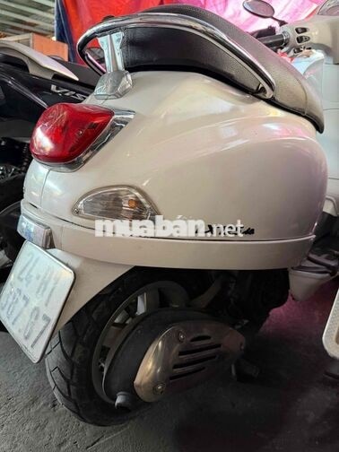 Piaggio Vespa LX FI 125cc 2013.máy zin êm.xe đẹp ạ