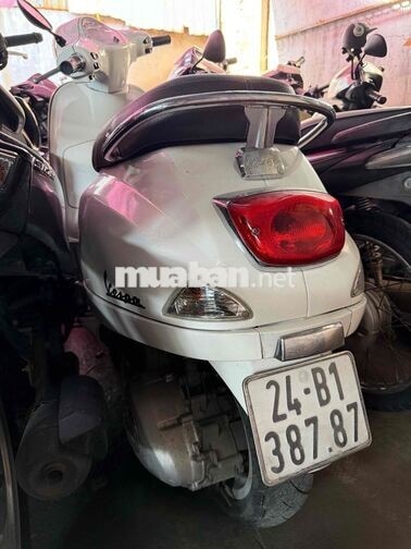 Piaggio Vespa LX FI 125cc 2013.máy zin êm.xe đẹp ạ