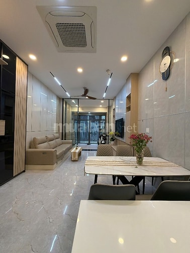 Nhà nguyên căn trục Lê Quang Định - Nguyễn Thượng Hiền 4x15m 4PN 