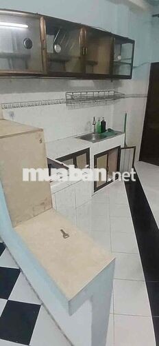 Cho thuê nhà nguyên căn Đường Ngô Đức Kế Quận BT