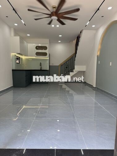 NHÀ MỚI CĂN GÓC HẺM XE HƠI, HƯỚNG ĐÔNG NAM THOÁNG MÁT