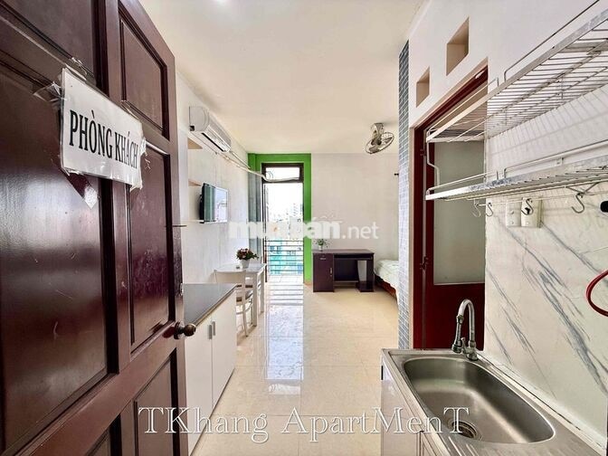 Cho Thuê Căn Hộ Studio Bancol Thang Máy Rộng 30m2 Ngay Chợ Hoà Hưng
