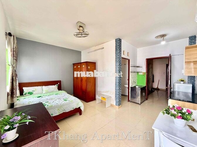 Cho Thuê Căn Hộ Studio Bancol Thang Máy Rộng 30m2 Ngay Chợ Hoà Hưng