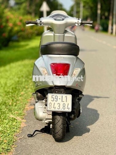 Piaggio Vespa 125.2015 Bạc Porsche.BS Gánh Cực Vip