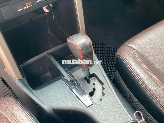 Toyota Innova Venturer 2023 Đỏ 7 chỗ