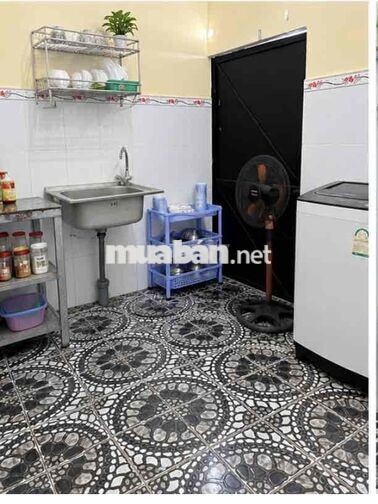 Cho thuê nhà đường ôtô có sân ô tô phường hoá an , bien hoa