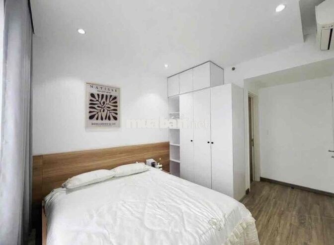 Trung Tâm , CH Hồng Hà vay 75% trong 10 năm , Sổ hồng 48m2 / 1 tỷ 98