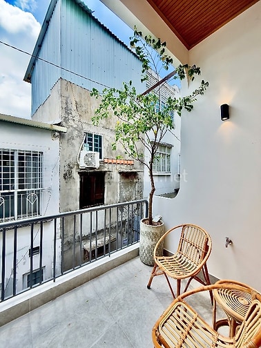 Nhà mới full Nội Thất  3PN Hướng Đông Nam, 38m2  5,86 Tỷ