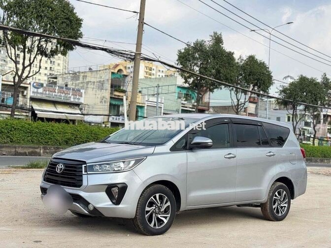 Toyota Innova 2.0E 2022 Bạc 9 vạn km 428 tr
