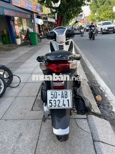 Honda SH 125 2016 Trắng 90% mới