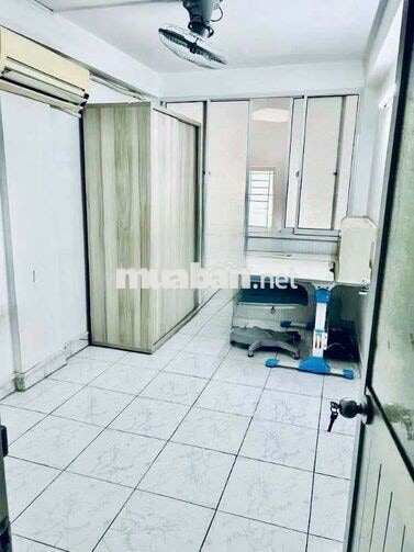 nhà nc hxh full nội thất tr L 2 lầu sth 3pn 3vs CMT8  p13 Q10
