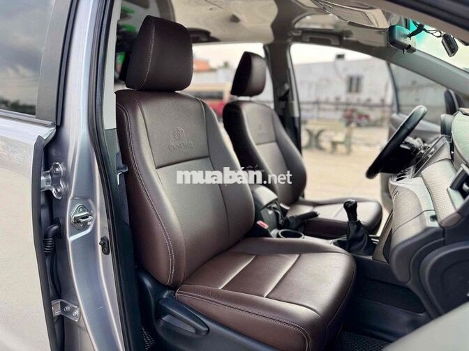 Toyota Innova 2.0E 2022 Bạc 9 vạn km 428 tr