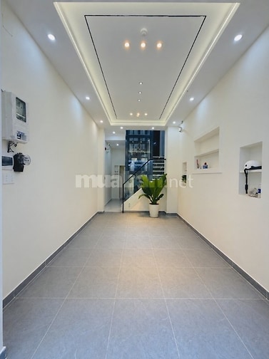Chính chủ bán nhà hẻm 472/.... CMT8 Q3 - 190m2 sử dụng - 7pn - 13 tỷ