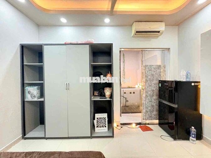 📍Phòng studio tách bếp siêu đẹp ngay khu vực ngã tư Bảy Hiền