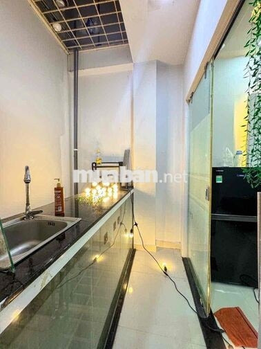 📍Phòng studio tách bếp siêu đẹp ngay khu vực ngã tư Bảy Hiền