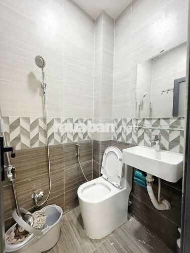  BÁN NHÀ 2 TẦNG–FULL NỘI THẤT – HẺM 502 HUỲNH TẤN PHÁT, Q7 CHỈ 3,15 TỶ