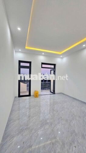 Chính Chủ Bán Nhà Lầu Mới xây Có Hoàn Công Ngay Chợ Tân Mai 2