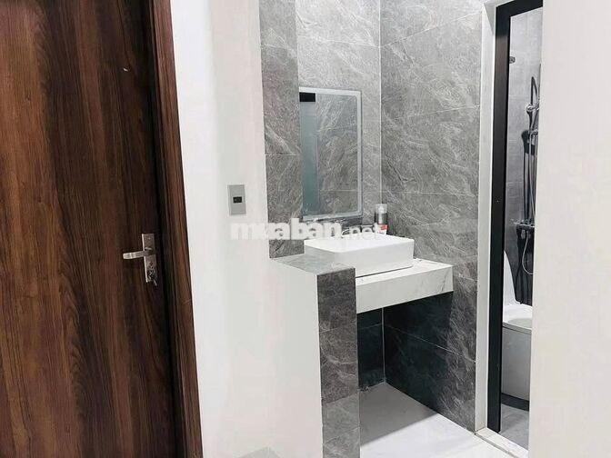 Chủ Ngộp Ngân Hàng Cần Thanh Lý  Nhà Lầu Mới Xây Gần KDL Bửu Long