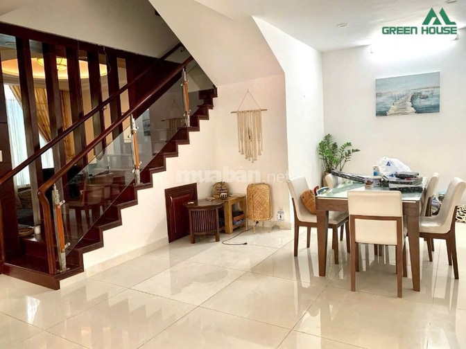 Chính chủ cho thuê Biệt Thự Mỹ Phú Phú Mỹ Hưng giá 55 triệu( căn góc)