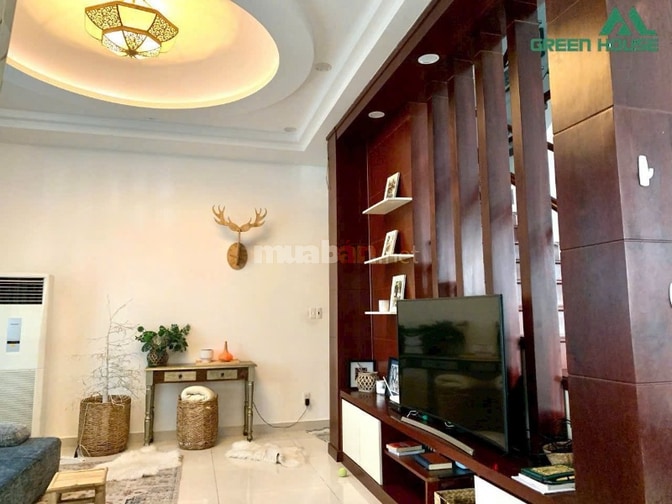 Chính chủ cho thuê Biệt Thự Mỹ Phú Phú Mỹ Hưng giá 55 triệu( căn góc)