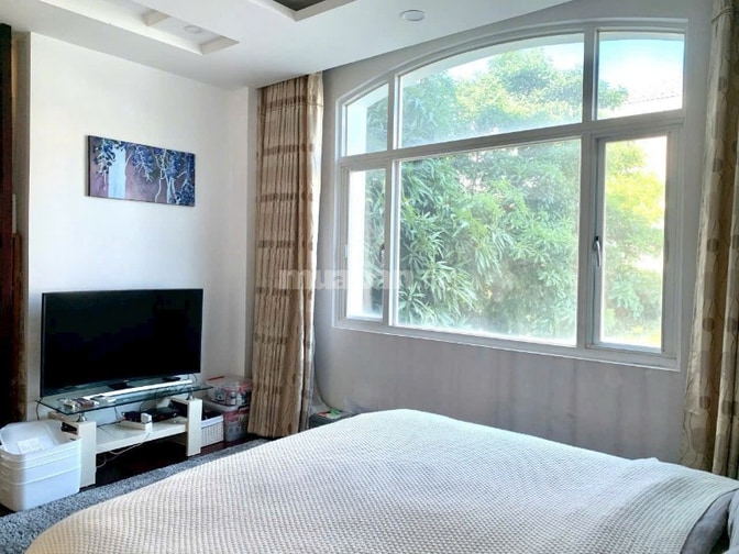 Chính chủ cho thuê Biệt Thự Mỹ Phú Phú Mỹ Hưng giá 55 triệu( căn góc)