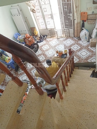 Nhà 3 tầng yên tĩnh gần chợ Phú Nhuận, 14tr
