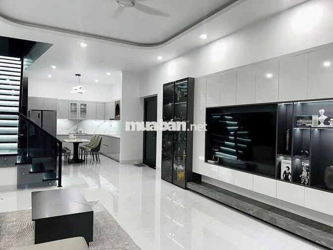 Chủ Ngộp Ngân Hàng Cần Thanh Lý  Nhà Lầu Mới Xây Gần KDL Bửu Long