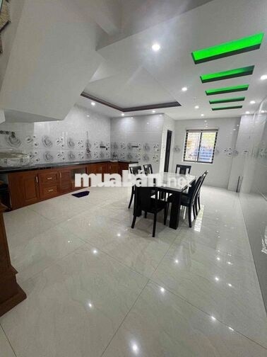 CHO THUÊ NHÀ KIỆT NGUYỄN PHAN VINH MỚI ĐẸP 3 TẦNG