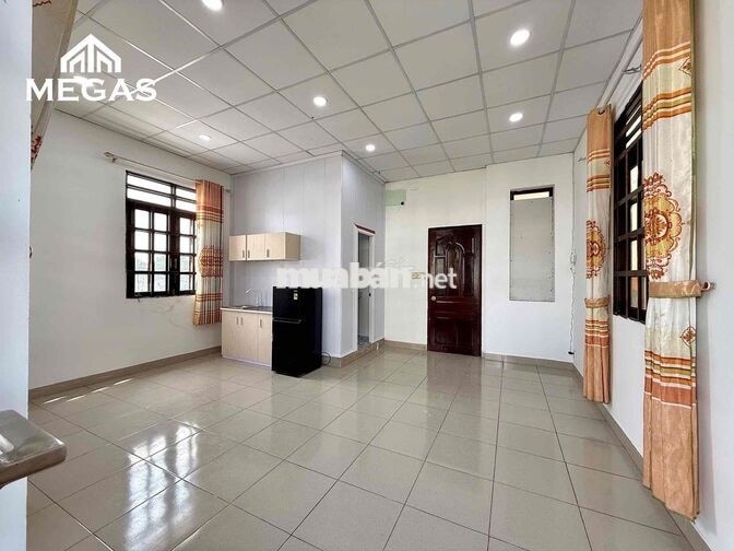 CĂN HỘ MỚI XÂY SẴN FULL NỘI THẤT - BAN CÔNG NGAY LÊ VĂN KHƯƠNG - CVPM