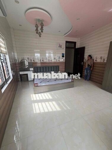 CHO THUÊ NHÀ KIỆT NGUYỄN PHAN VINH MỚI ĐẸP 3 TẦNG