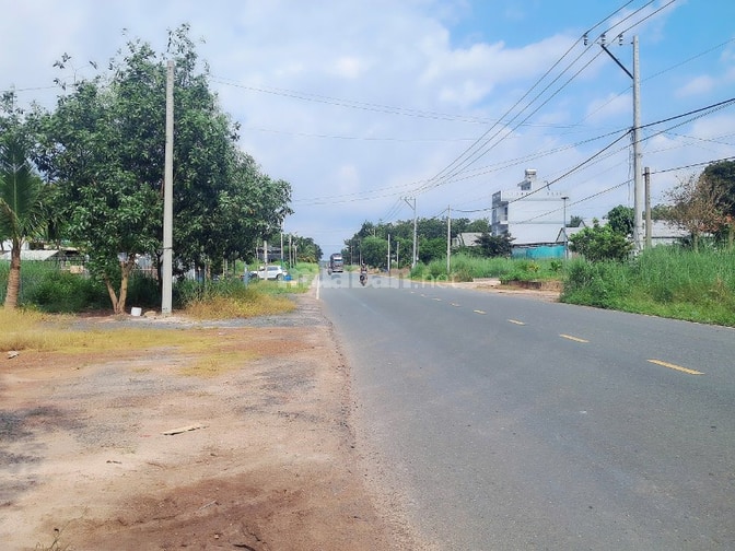 Có 335 triệu, nên mua đất gần KCN hay tiếp tục chờ?