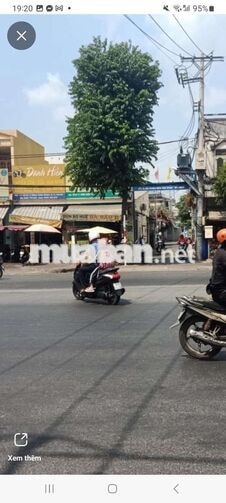 Cho thuê góc 2 mặt tiền đường Tô Ký và ĐHT15 ngang 8,5m dài 12,5m