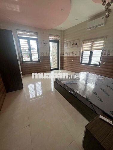 CHO THUÊ NHÀ KIỆT NGUYỄN PHAN VINH MỚI ĐẸP 3 TẦNG