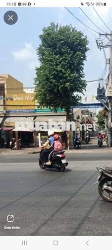 Cho thuê góc 2 mặt tiền đường Tô Ký và ĐHT15 ngang 8,5m dài 12,5m