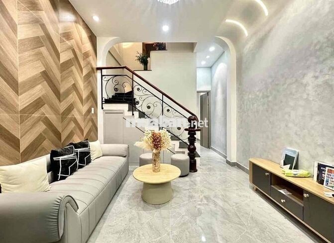 CHO THUÊ NHÀ 4PN FULL NỘI THẤT NGAY TRUNG TÂM PHÚ NHUẬN
