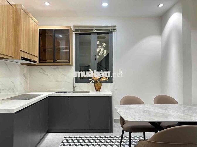 CHO THUÊ NHÀ 4PN FULL NỘI THẤT NGAY TRUNG TÂM PHÚ NHUẬN