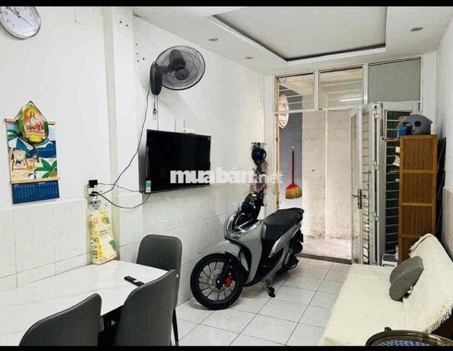 Cho thuê nhà nguyên căn Đường Phan Văn Hân P17 Quận BT