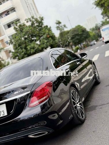 Mercedes C300 AMG 2017 - 57.000km ( zin )
