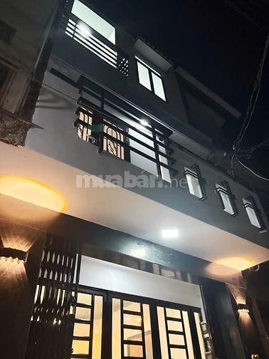 Chính chủ cho thuê nhà hẻm đường 3/2 Q11 - 130m2 - 4pn