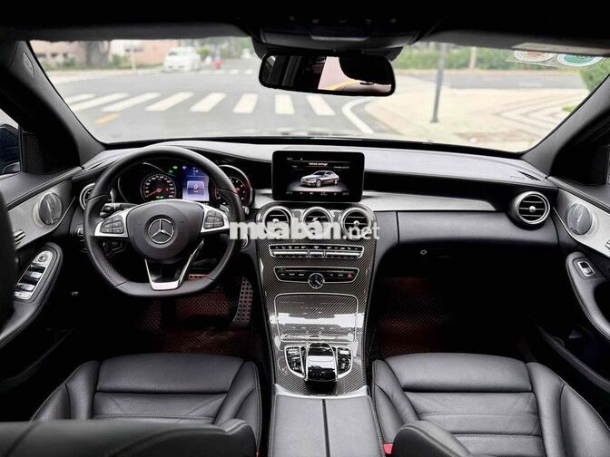 Mercedes C300 AMG 2017 - 57.000km ( zin )