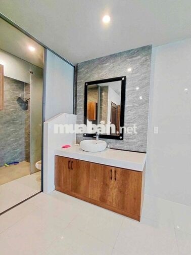 304 CHO THUÊ TOWNHOUSE 3 TẦNG ĐẦY ĐỦ TIỆN NGHI CAO CẤP CÓ GHẾ MASSAGE