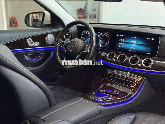 Mercedes-Benz E200 Exclusive V1 2022 Cực Đẹp