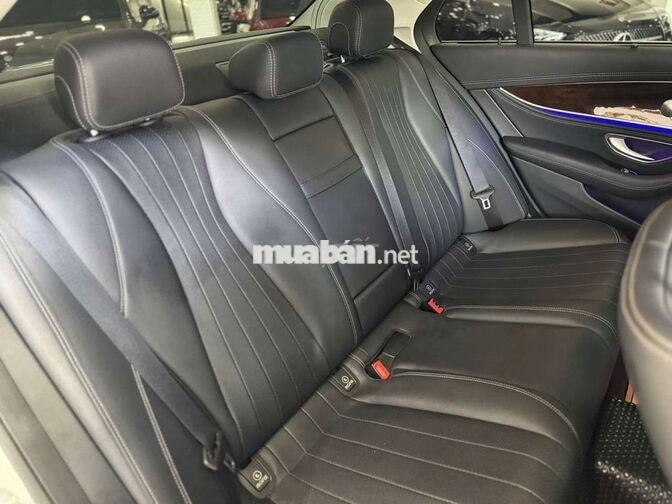 Mercedes-Benz E200 Exclusive V1 2022 Cực Đẹp