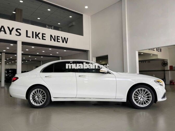 Mercedes-Benz E200 Exclusive V1 2022 Cực Đẹp