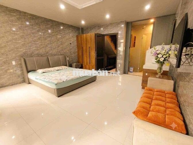 304 CHO THUÊ TOWNHOUSE 3 TẦNG ĐẦY ĐỦ TIỆN NGHI CAO CẤP CÓ GHẾ MASSAGE