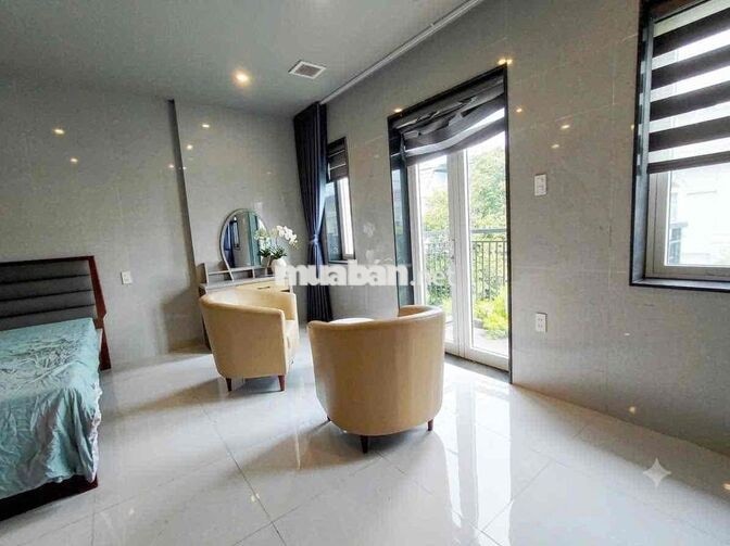 304 CHO THUÊ TOWNHOUSE 3 TẦNG ĐẦY ĐỦ TIỆN NGHI CAO CẤP CÓ GHẾ MASSAGE